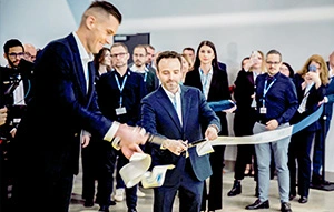 Grand Opening in Hanau Banner News