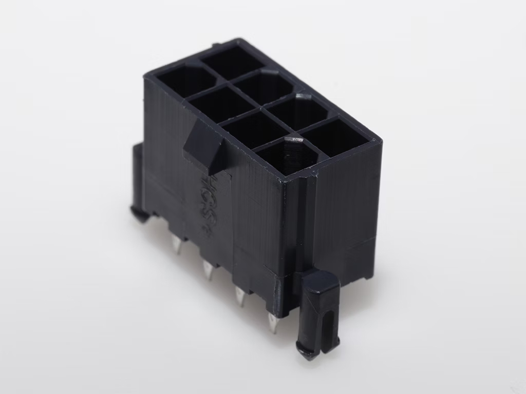 Assorted power connectors and wire-to-wire terminals for electrical and industrial applications